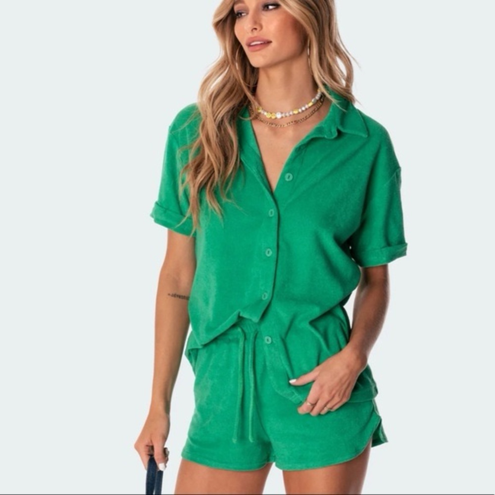 Edikted Two-Piece terry cloth set